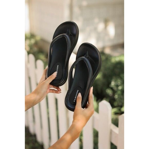 Low-Wedge Women's Black Sandals Casual Flat Shoes Flip Flops Anti-Slip Size 8 - Picture 9 of 9